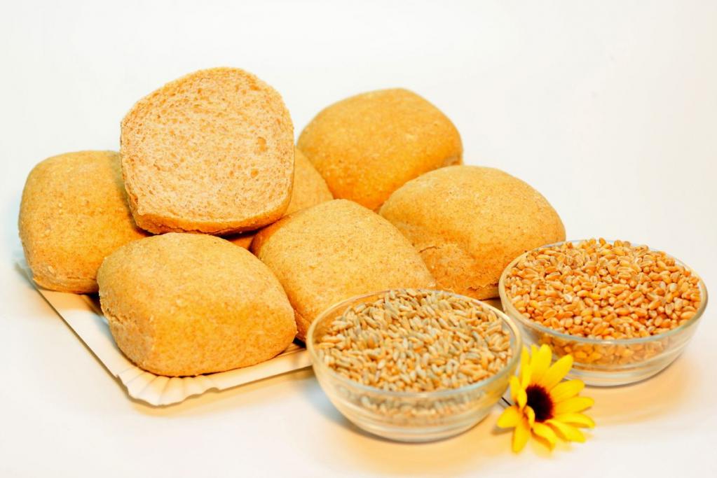 Doppelkorn Brötchen